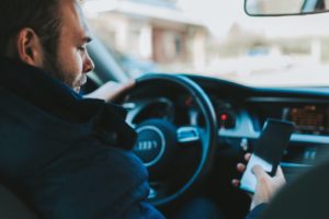 Distracted Driving and Injuries - Hull and Zimmerman